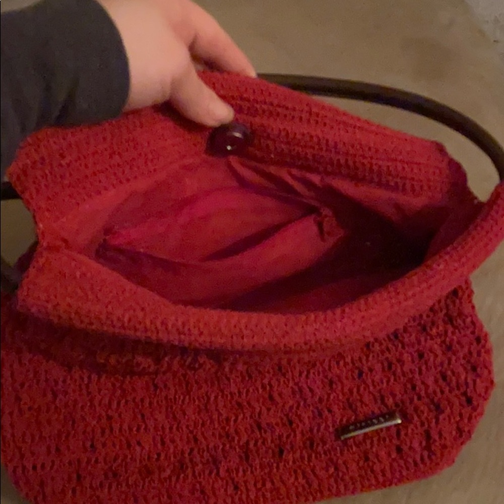 Red purse - Picture 3 of 7